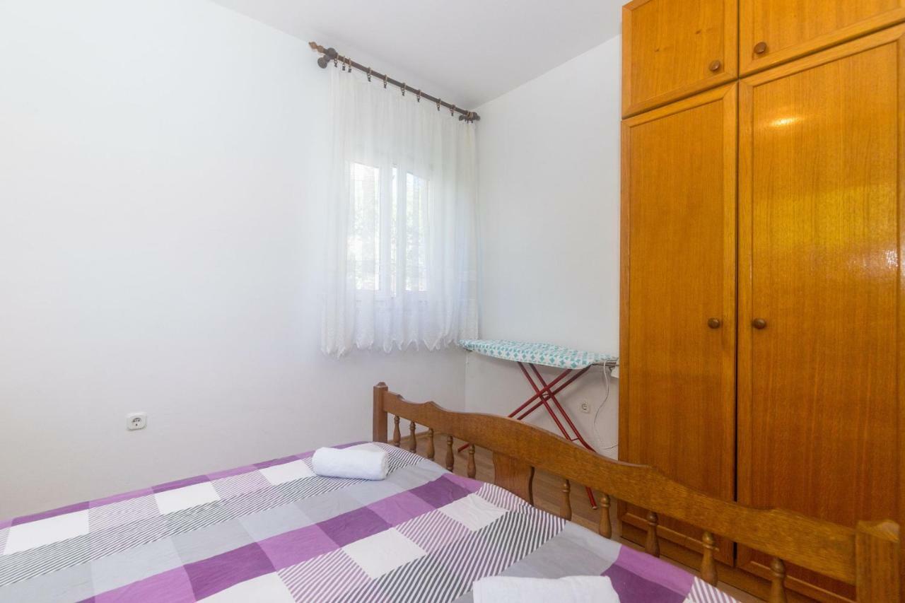 Apartments Vinka Trogir Exterior foto