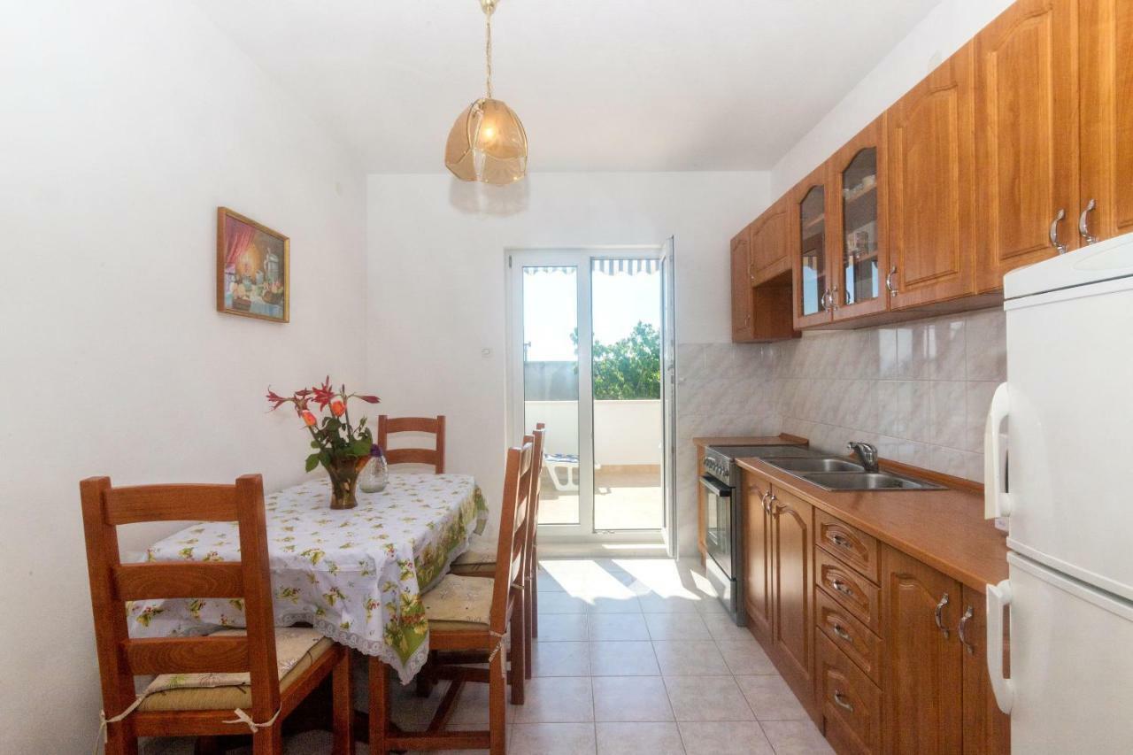 Apartments Vinka Trogir Exterior foto